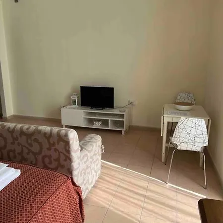 דירה Riviera House *